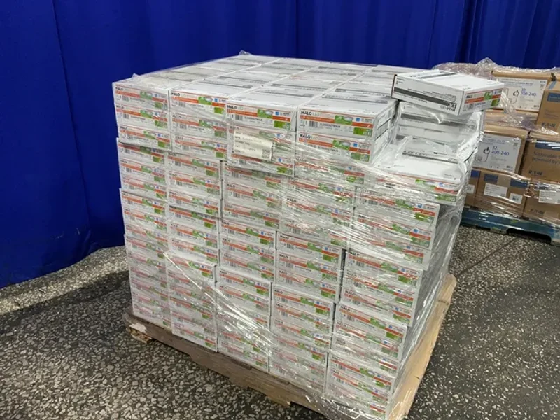 Eaton Surface LED Downlight - Sld606927whjb