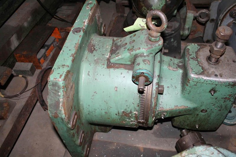 #6 KEARNEY &amp; TRECKER SWIVEL RIGHT ANGLE MILLING HEAD:  STOCK #15902