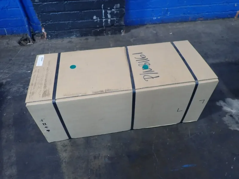 BECKHOFF 4.15 KW SERVO MOTOR  -  AM8563-2NH0-0000