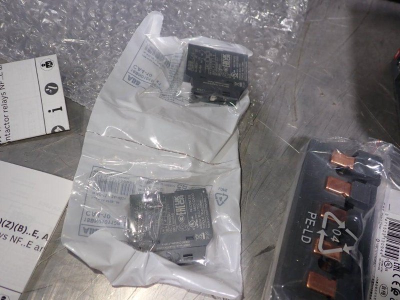 ABB CONTACTORS  -  AF40-30-00-11