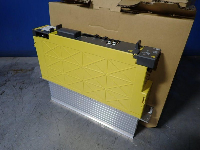FANUC SERVO AMPLIFIER MODULE  -  A06B-6117-H105