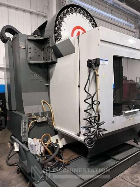 Haas VF-5/50 CNC Vertical Machining Center – 50 Taper Mill