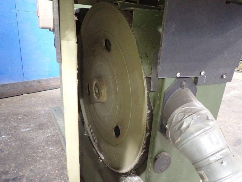 SCMI 36" THROAT VERTICAL BAND SAW  -  900-SC