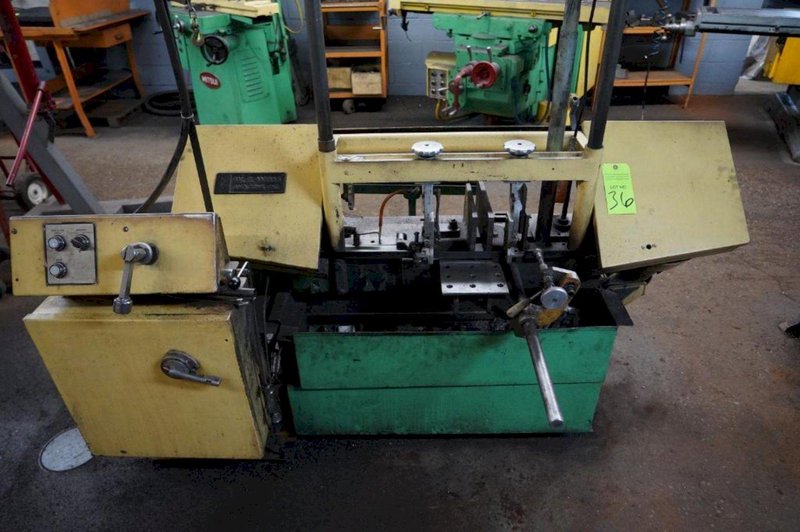 9" X 17" WELLS W9 HORIZONTAL BANDSAW. STOCK # 1261722