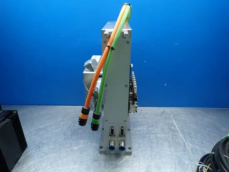 OMRON LINEAR MOTOR ASSEMBLY PICK &amp; PLACE SYSTEM  -  R88L-ES-PM-C110-B100-0001