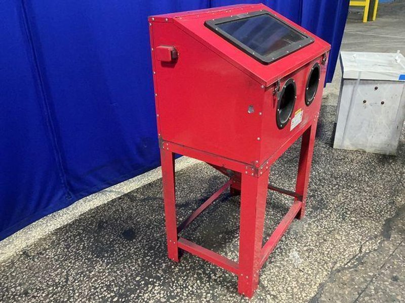 34”x21”x14” Chamber Abrasive Blast Cabinet