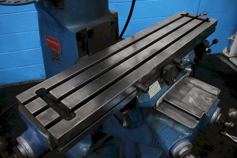 2 HP BRIDGEPORT RAM TYPE VERTICAL MILL: STOCK #75296