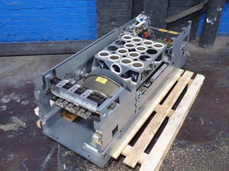 SIEMENS AC DRIVE  -  6SE7032-1EG20-Z