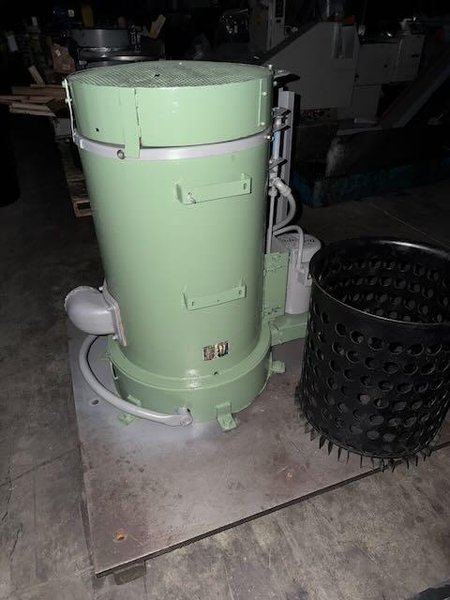 New Holland Model K89 Spin Dryer
