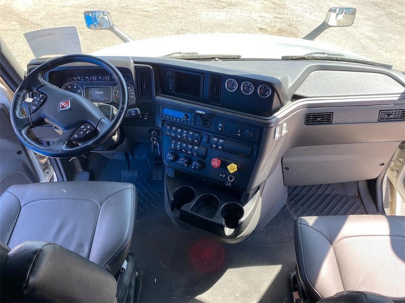 2023 International LT62F 3HSDZAPR2PN493299