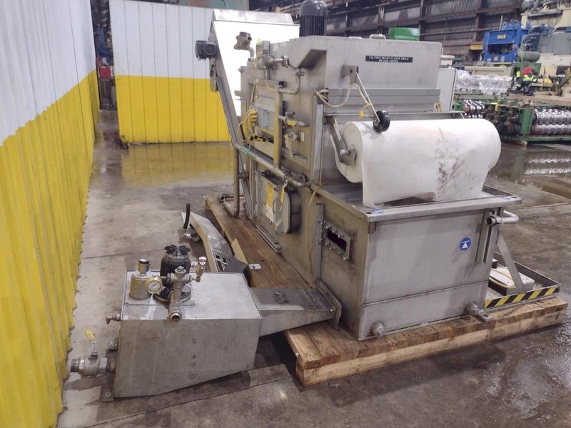 CRYSTAL FILTRATION CONTINUOUS FILTER COOLANT SYSTEM, WITH DRAG-OUT CONVEYOR : YOBRO #25069