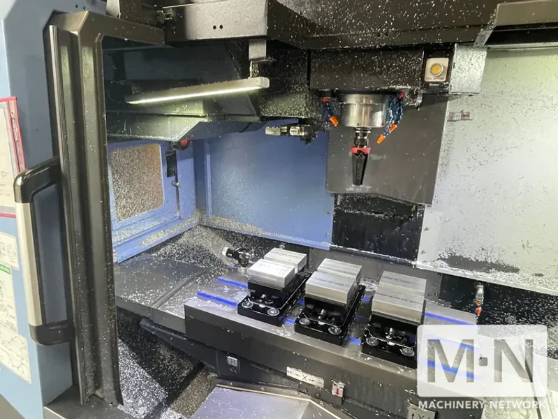 DN SVM-4100 4 -axis CNC Vertical Machining Center, 2022