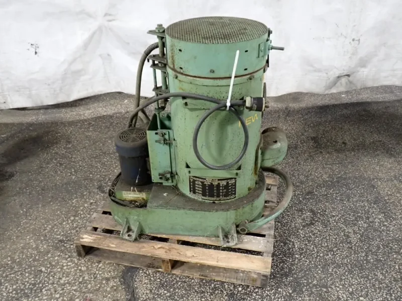 NEW HOLLAND 4,000 WATTS INDUSTRIAL DRYER  -  K-24