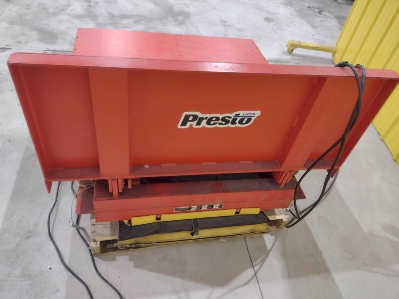 2,000 LB PRESTO PALLET  MODEL #XL36-50 W/ TILT LIFT TABLE: STOCK #20162
