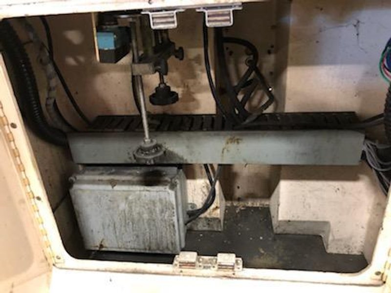 EVERITE MACHINE PRODUCTS ELECTOR CHEMICAL CUTTER TUBE CUT-OFF MACHINE MODEL CIC218 STOCK# 2130