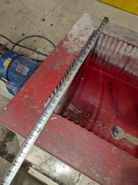 15 CU FT VIBE TECH MODEL #VTHT17120 VIBRATORY TUB PARTS FINISHER: STOCK #21124