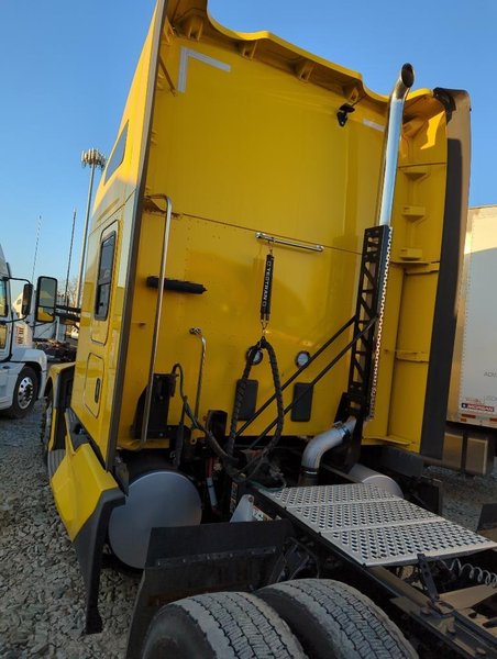 2023 Kenworth T680 1XKYD49X2PJ217864