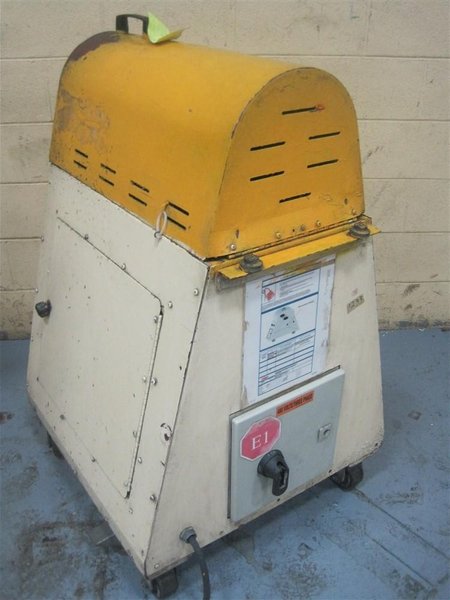 MAGUNA DEBURRING MACHINE: STOCK #53885