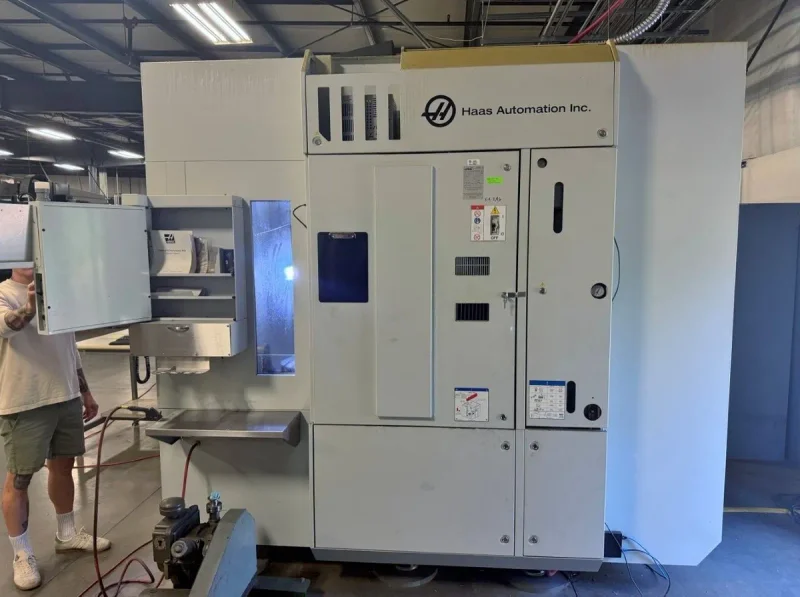2017 HAAS UMC-750SS | Machining Centers, Vertical, (5-Axis or More)