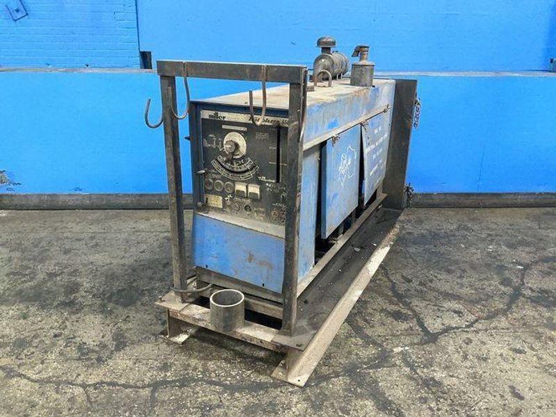 Miller 400 Amps Welding Generator - Trailblazer 55d