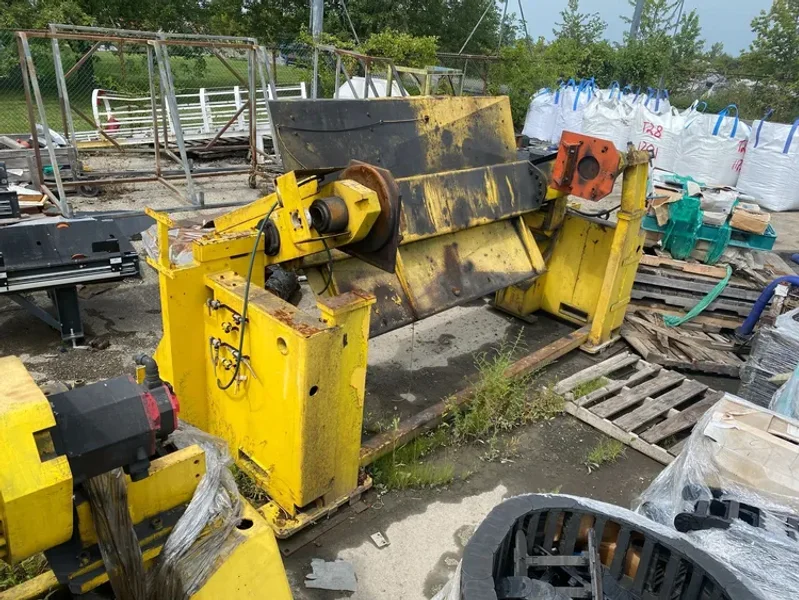 FANUC AM-FW500 Ferris Wheel Trunnion w/ Fanuc AUX Controls USED