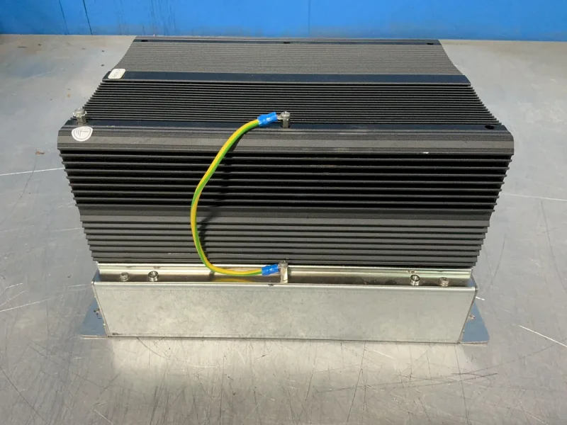 PRIMA ELECTRO INDUSTRIAL CONTROLLER UNIT RACK OI P30L 256GB  -  2SMPM7302/0C