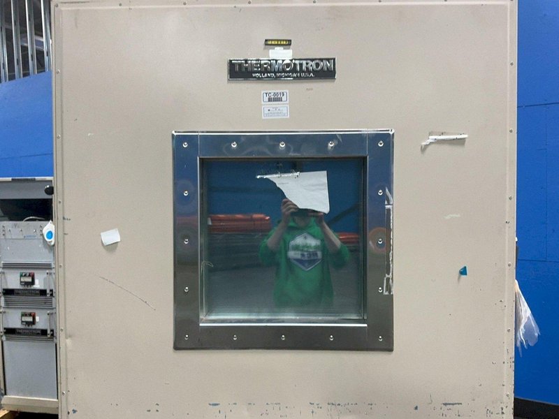 THERMOTON 40” X 40” X 35” TEMPERATURE CHAMBER / SHAKER  -  TC-0019