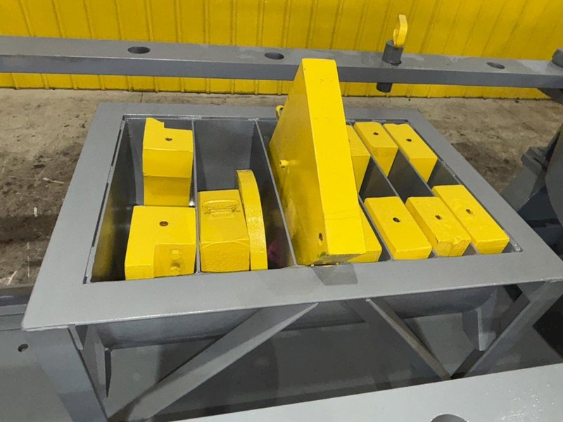 200 TON WATSON-STILLMAN HORIZONAL HYDRAULIC WHEEL PRESS: STOCK #17204