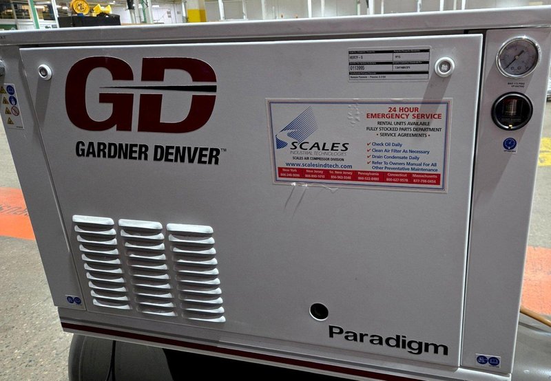 GARDNER DENVER HER7F-8 RECIPROCATING AIR COMPRESSOR 7.5HP 80GAL USED