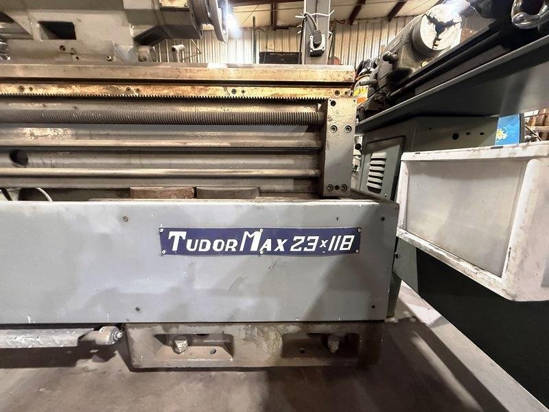 23" X 118" TUDA TUDORMAX GAP BED GEARED HEAD LATHE
