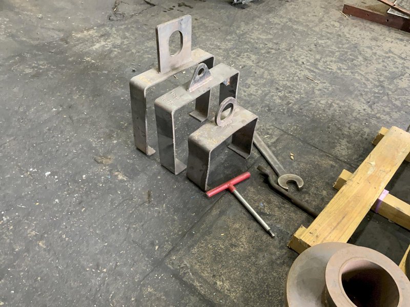 4" X 4" X 5/8" BUFFALO #2 ANGLE BENDING ROLLS: STOCK #81408