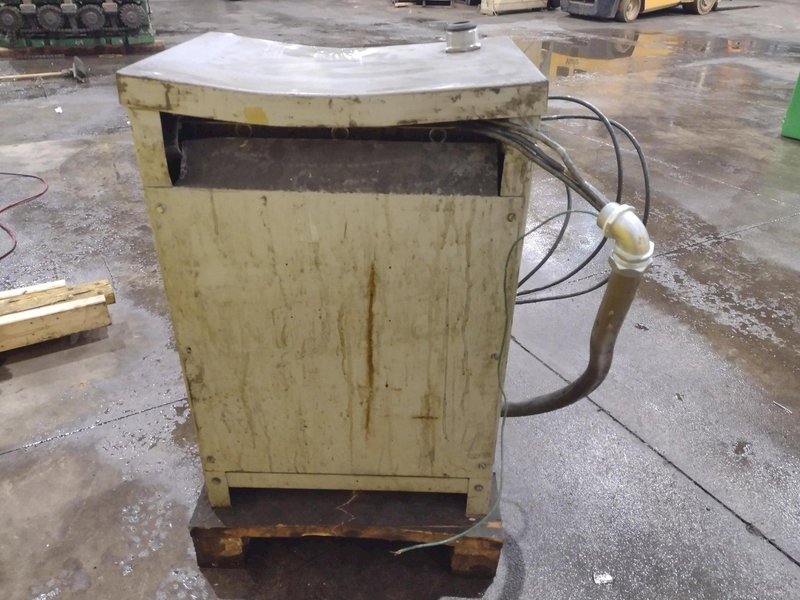 51 KVA CHALLENGER 460 DELTA <--> 460y/266 ELECTRICAL VOLTAGE TRANSFORMER : YOBRO 25138