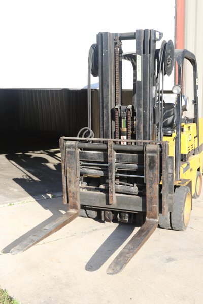10,000 LB CATERPILLAR MODEL T120C CAT LP FORKLIFT: STOCK #10275