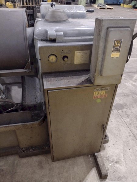 15&quot; X 32&quot; MANNAIONI MAN-AU-CYCLE THREADING LATHE, 4&quot; HOLE: STOCK #16992