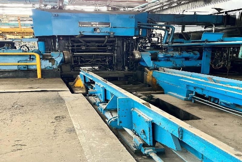 9 ” (228.6 mm) X 22” (559 mm) X 43.3” LOEWY 4 HIGH ROLLING MILL (14531)