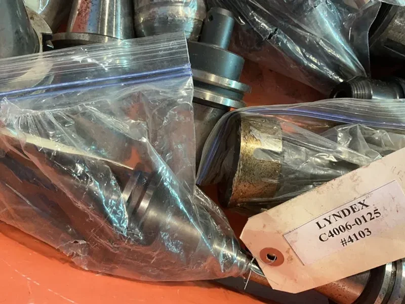 LYNDEX/TECNARA TOOL HOLDERS