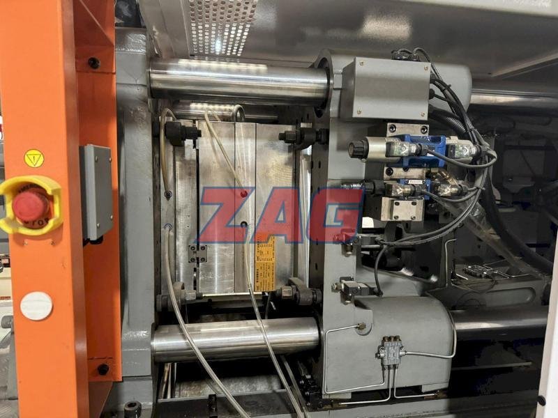 Chen Hsong Speed 258 Used Injection Molding Machine, 260 ton, Yr. 2019, 10 oz.