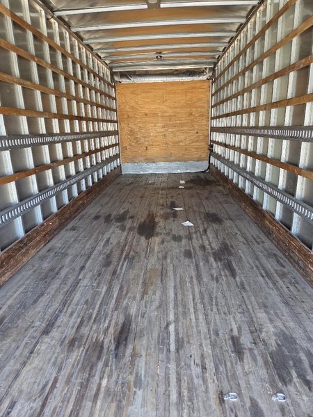 International DuraStar 4300 26’ Box Truck, 2018 – Cummins B6.7 Diesel, Allison Automatic, Liftgate &amp; Non-CDL GVWR