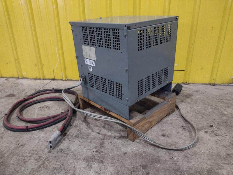 AMETEK PRESTOLITE POWER BATTERY-MATE MODEL #AC500 FORKLIFT BATTERY CHARGER: YOBRO #25428
