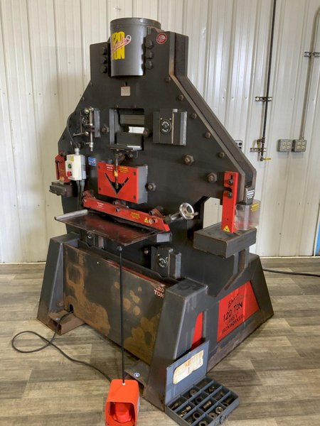 120 TON EDWARDS MODEL 120T HYDRAULIC IRONWORKER: STOCK #81412