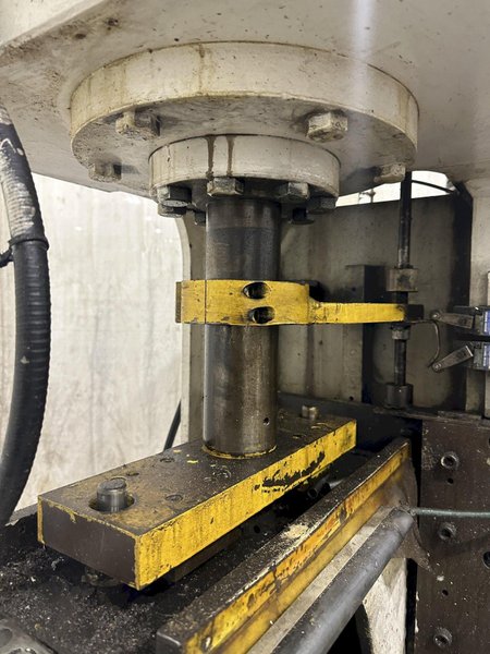 35 TON DENISON HYDRAULIC C FRAME PRESS: STOCK #77660