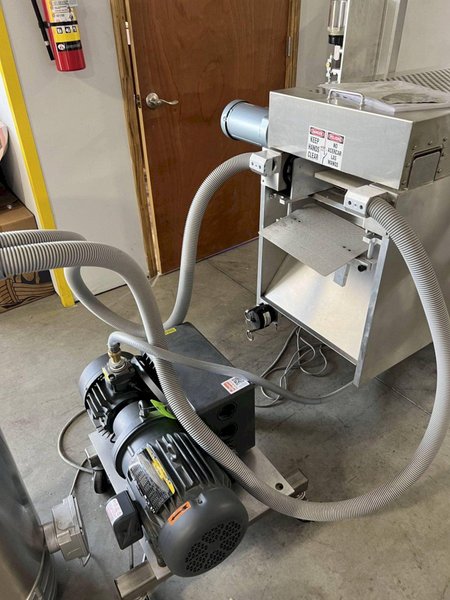 Rollstock RA200 Vacuum Packaging Thermoformer – 2022 – Roll-Fed, High-Speed Operation