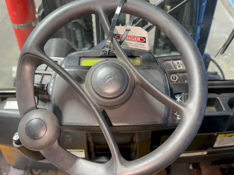 Yale 9600 Lbs Propane Forklift - Glp100vxnkhe088