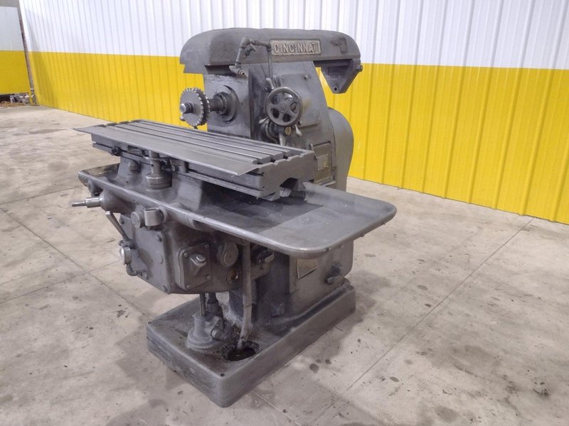 3 HP CINCINNATI MODEL 1-18 PLAIN HORIZONTAL MILLING MACHINE: STOCK #21030