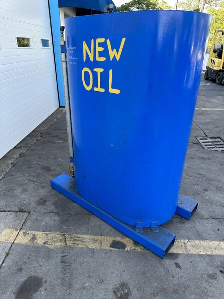 260 GALLON OIL HOLDING TANK: STOCK #78555