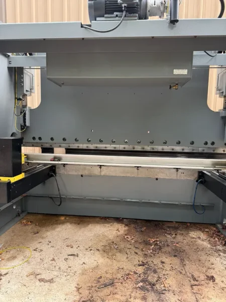 175 TON X 12&#039; CINCINNATI MODEL #175BX10 HYDRAULIC PRESS BRAKE 2021: STOCK 24185
