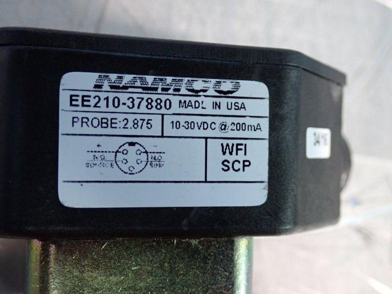 NAMCO 3000 PSI CYLINDICATOR PROXIMITY SENSORS  -  EE210-37880