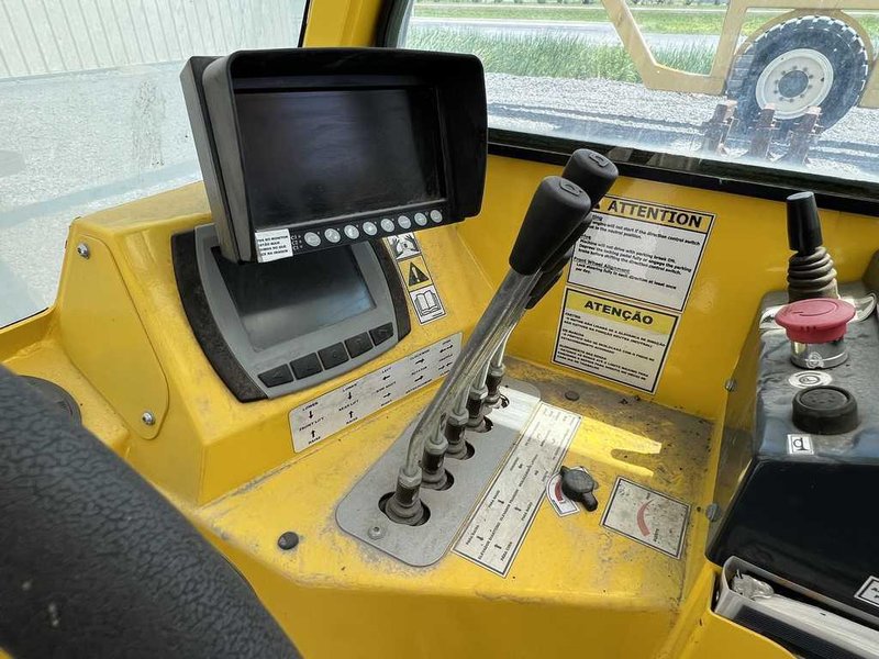 Mobile Crane Lift, Combilift Ltd., 40 Ton