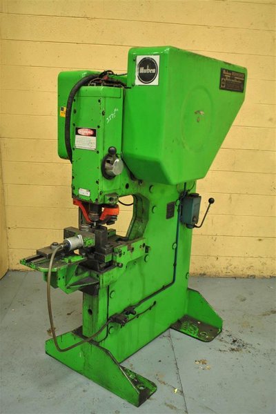 82 TON MUBEA MODEL #KL750 PUNCH WITH FEED LINE: STOCK #56444