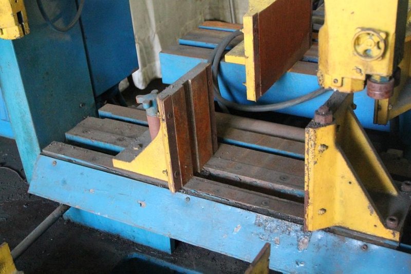 18" X 18" WELLS MODEL #14 AUTOMATIC HORIZONTAL SAW: STOCK #65059